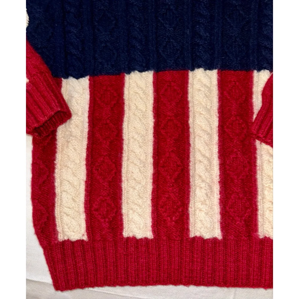 Tommy Hilfiger RARE Vintage 90’s Thick Wool Cable Knit America Flag Sweater sz M